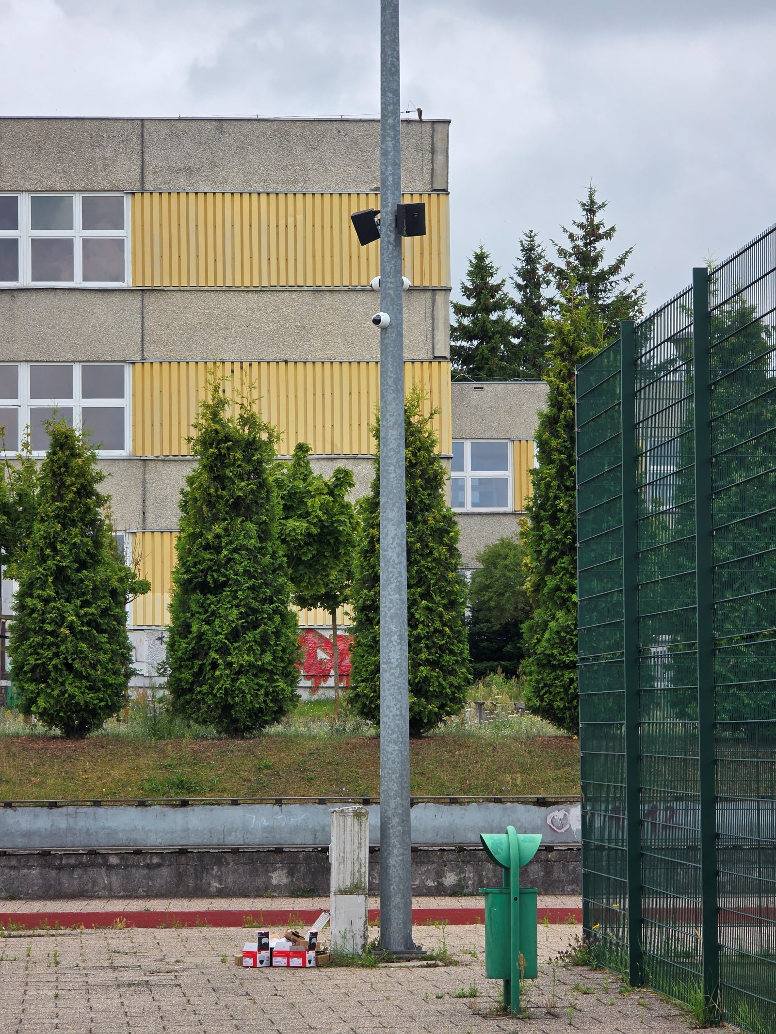 Monitoring CCTV w szkole — Szkoła Podstawowa nr 37 w Szczecinie